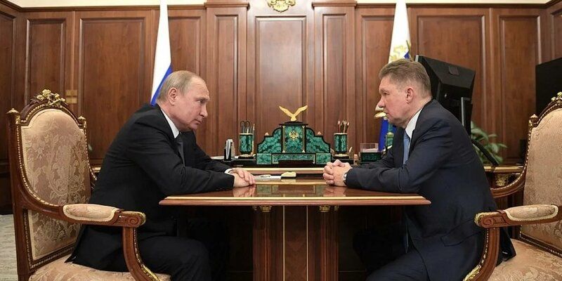 Владимир Путин присвоил главе «Газпрома» Алексею Миллеру звание Героя труда.
