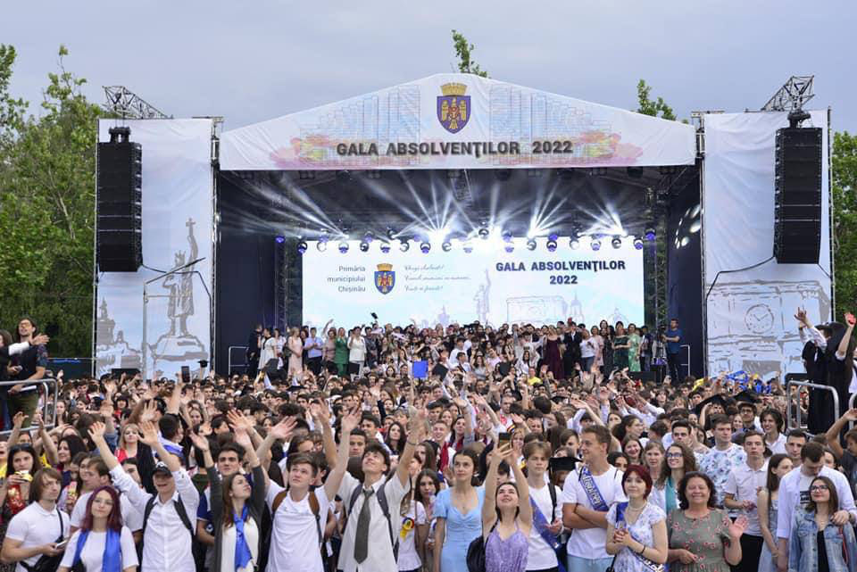 Более 5000 учащихся приняли участие в "Гала-концерте выпускников - 2022" в Кишиневе.