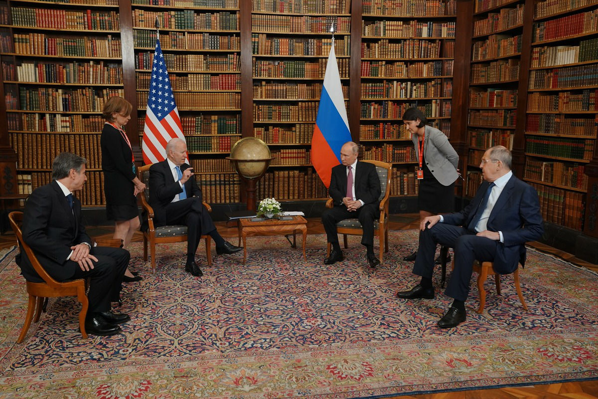 В США заявили об отсутствии условий для контактов Путина и Байдена.