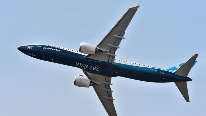 Boeing 737 MAX совершил экстренную посадку.
