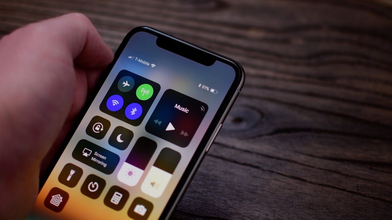 Ребёнок взломал обновлённые iPhone на iOS 12.