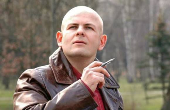 Убитый журналист Олесь Бузина.