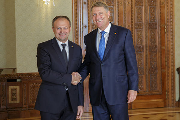 Candu: Parlamentul și Guvernul susțin 100% vectorul european
