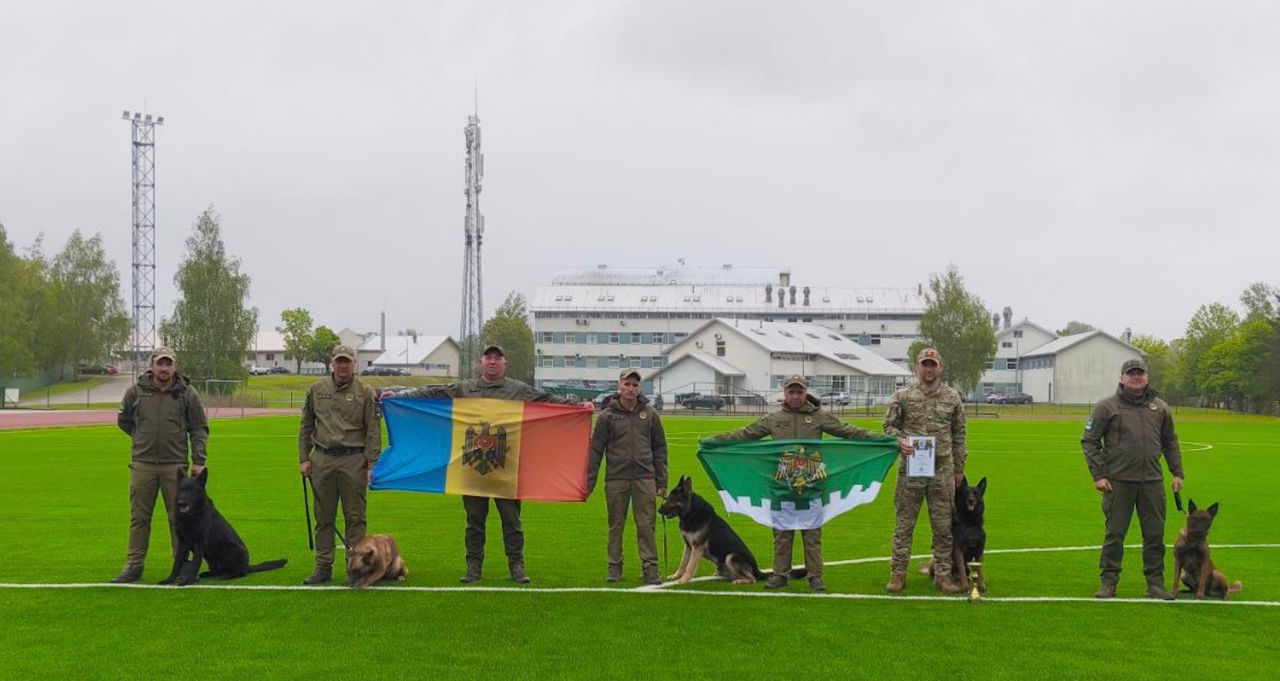 Un câine al Poliției de Frontieră din Moldova a câștigat premiul cel mare la un concurs internațional.