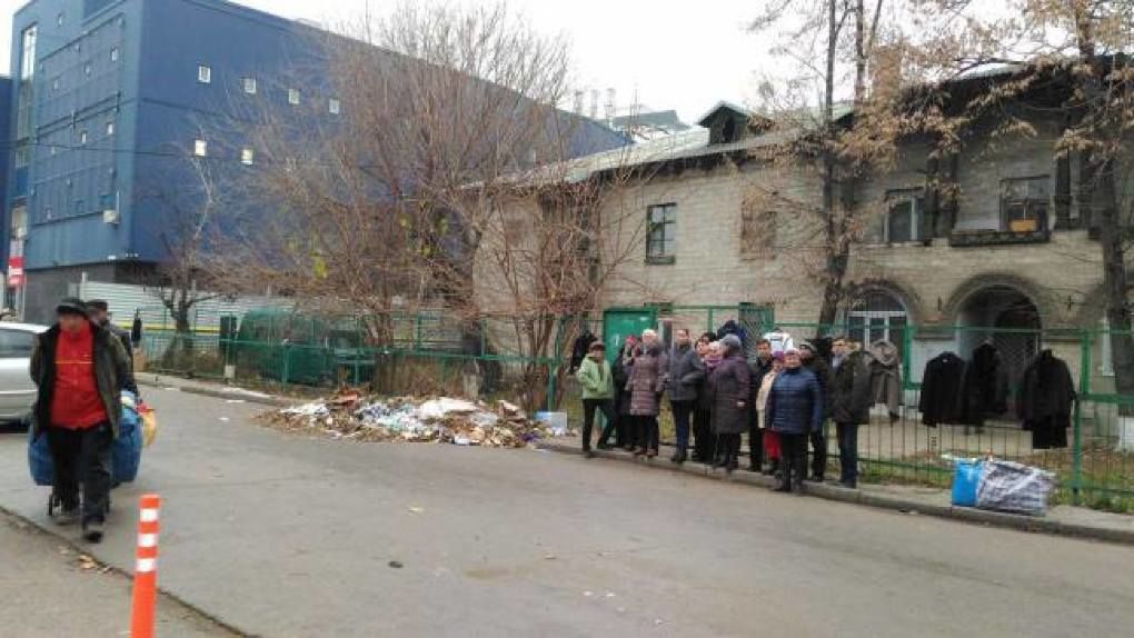 Locatarii mai multe blocuri suspectează Căile Ferate că vrea să-i împovăreze cu datorii străine. Foto: grabovskifulga.files