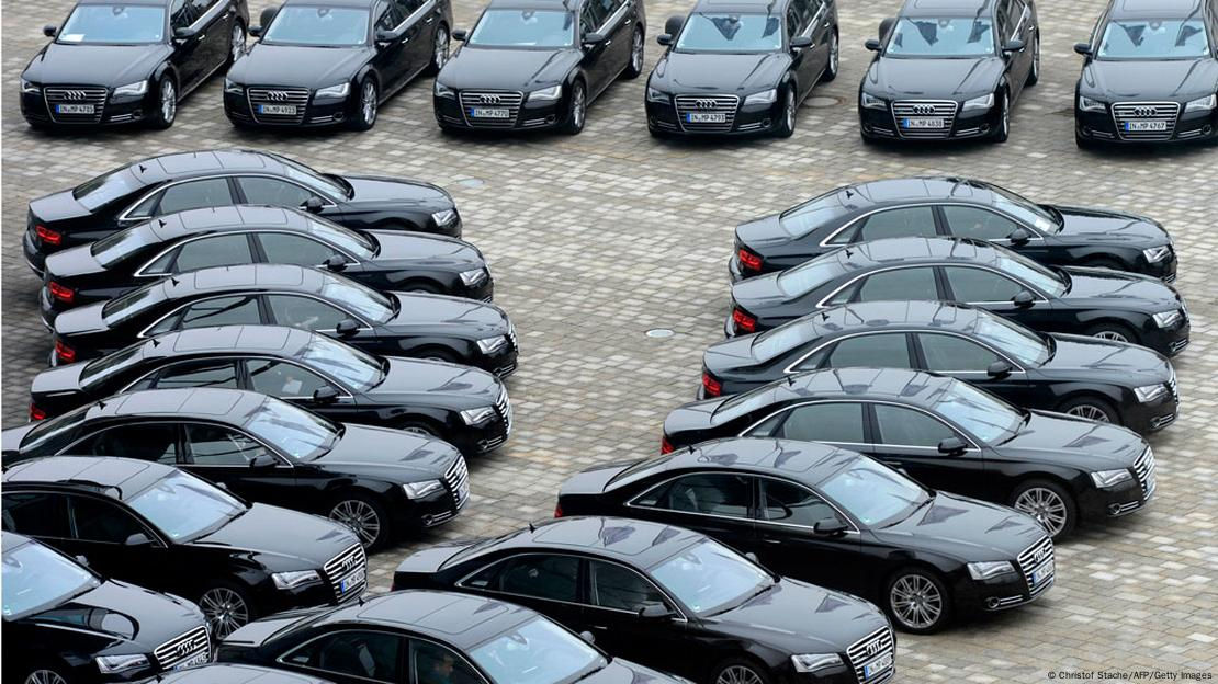 В ФРГ пытаются бороться с поставками дорогих авто в РФ: пресекается лишь малая часть.