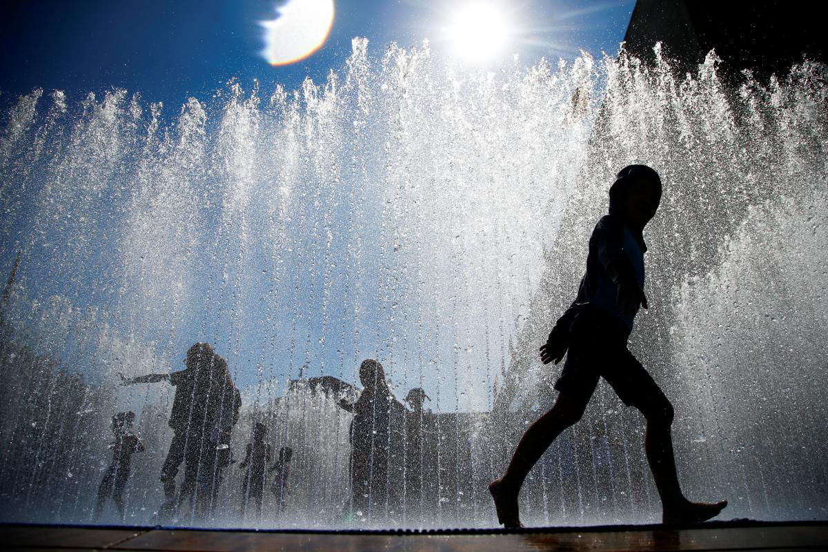 В Нидерландах введут оранжевый код погодной опасности из-за жары.