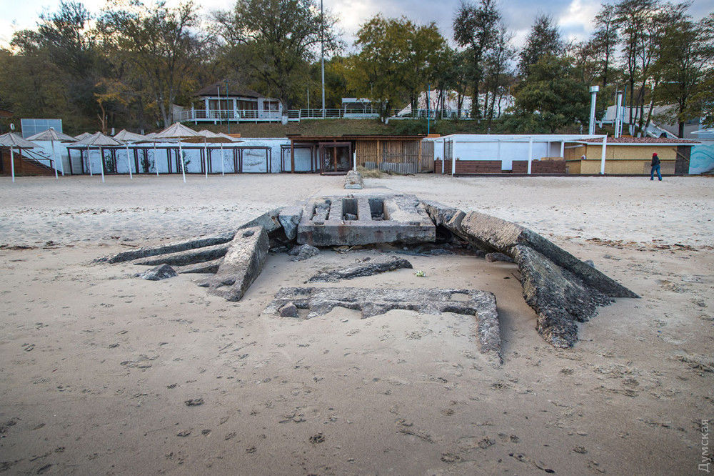 В Одессе отступило море.