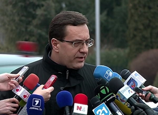 Nu pot ai nostri, reusesc europenii. Ghimpu, Lupu si Filat s-au intalnit astazi la aeroport cu liderii formatiunilor europene din care fac parte PLDM, PD si PL.