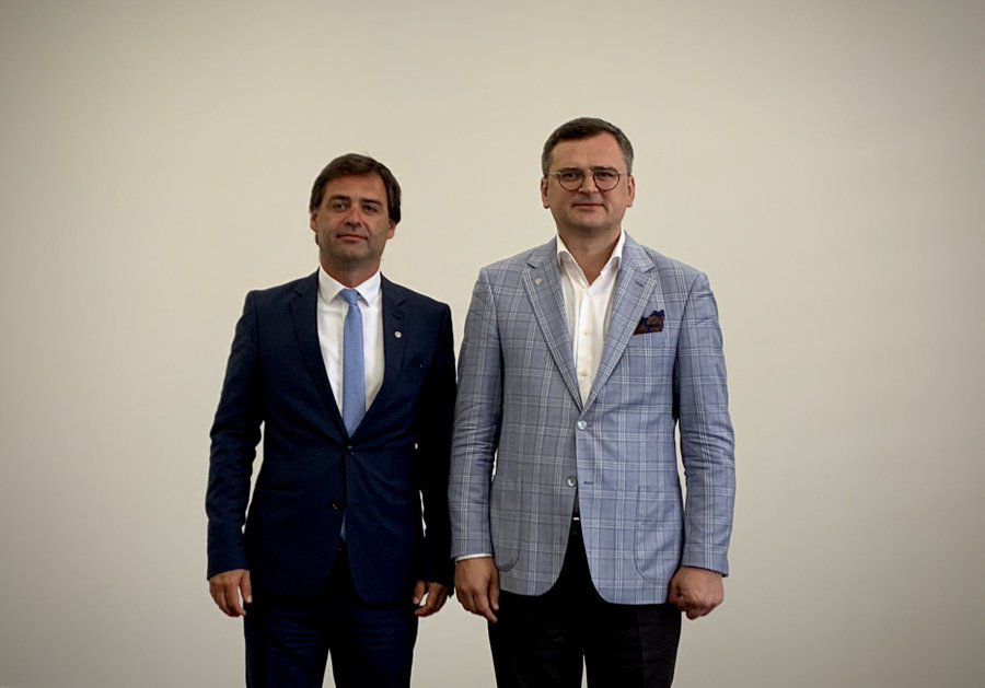 Кулеба: Украина поможет Молдове укрепить ее безопасность.