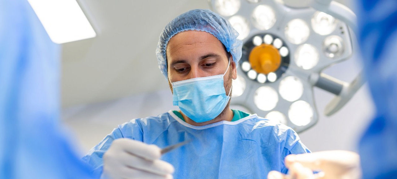 Hoțul în lege Moscalciuc, alias Makena, a fost supus unei intervenții chirurgicale într-o clinică privată.