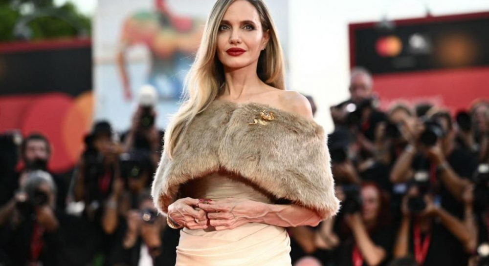 Copiii Angelinei Jolie, speriați de înfățișarea ei: Pare bolnavă.