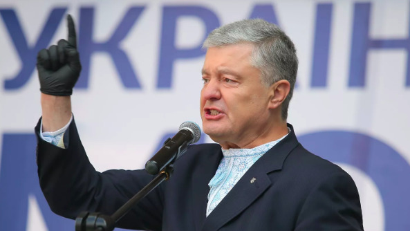 Бывший президент Украины, лидер партии "Европейская солидарность" Петр Порошенко.