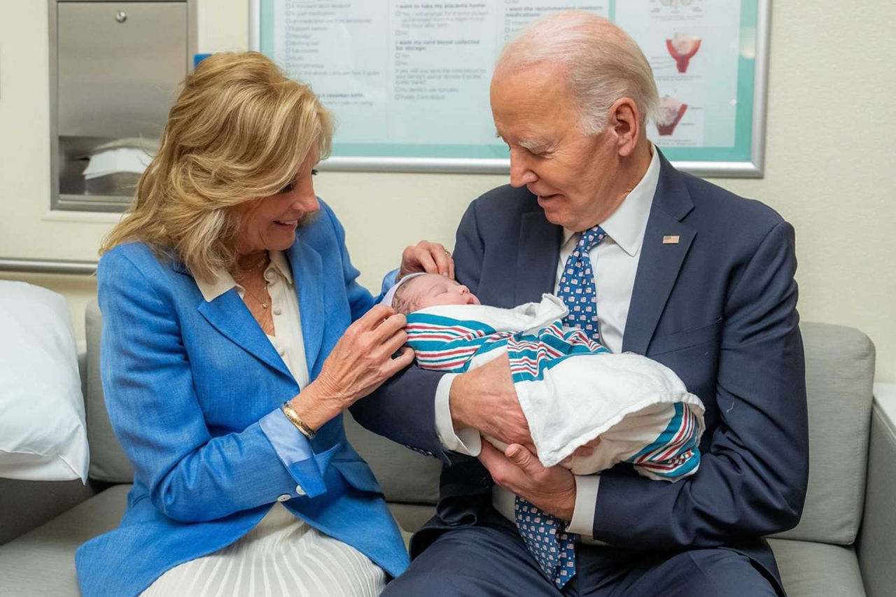 Joe Biden a devenit străbunic pentru prima dată.