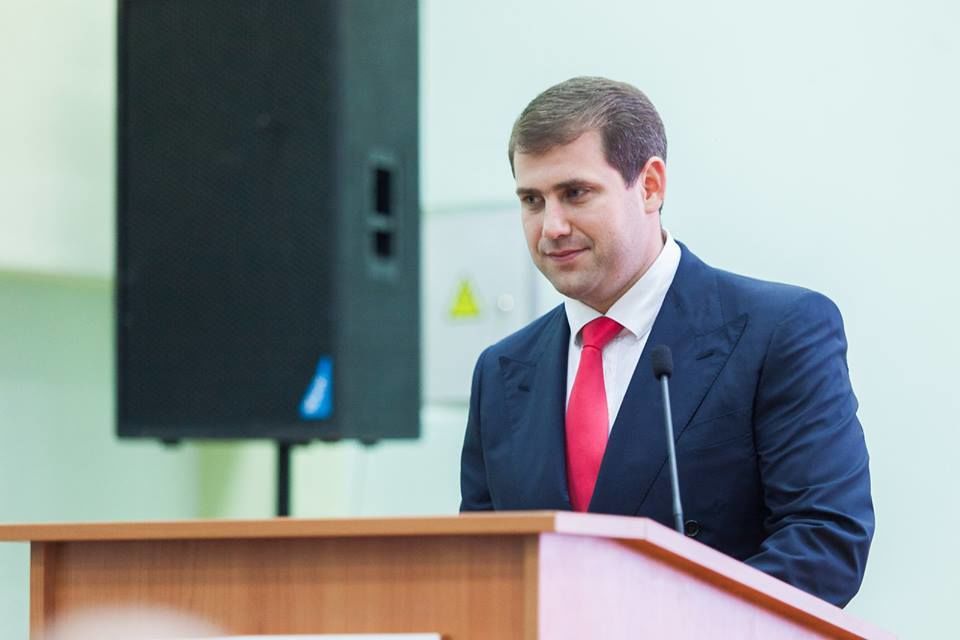По мнению Илана Шора, партия в итоге добьется, чтобы власть и государство превратились в «сервисную фирму» для обслуживания граждан страны.