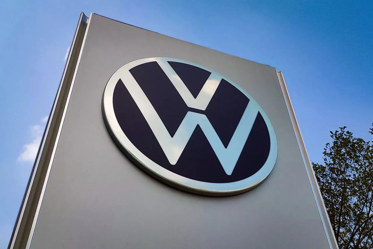 Volkswagen planifică închiderea fabricilor din Germania pentru prima dată în 87 de ani.