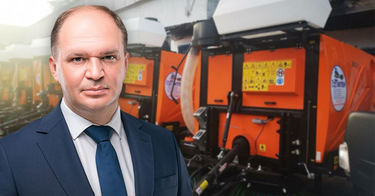 Чебан: Продолжаем закупать новое оборудование для уборки города. Коллаж: Point.md.