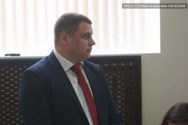 Кандидатуру Дмитрия Фуртуна представила начальник управления культуры и туризма Василиса Петрович.