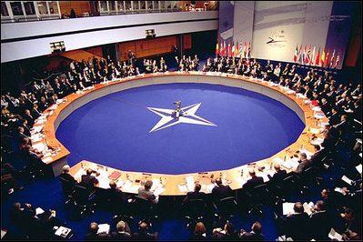 NATO își dorește consolidarea parteneriatului cu Republica Moldova. Foto: glasul.md