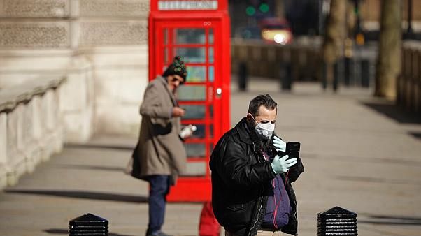 В Великобритании объявили о серии новых ограничений из-за коронавируса.