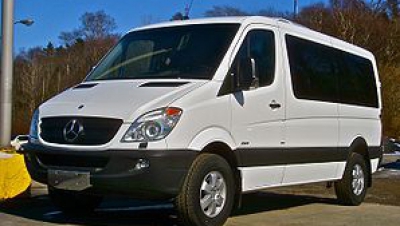 В автобусе Mercedes Sprinter, за рулем которого был житель Бельц, было найдено пять тонн сахара и тонна курятины без документов о происхождении.