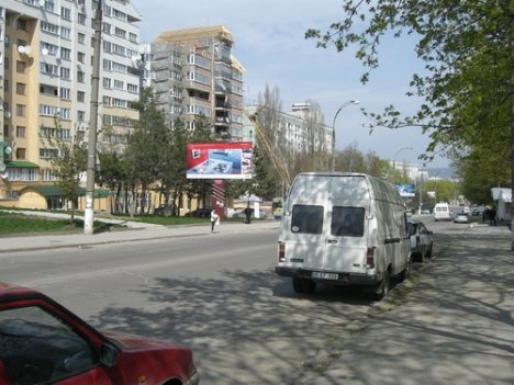 На закрытом заседании 17 сентября КMC утвердил проект о переименования улицы Куза Водэ в улицу Алексея Бельского. Фото: interakt.md