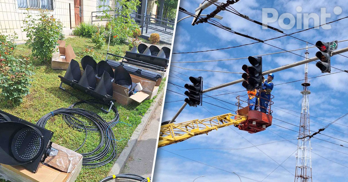 Semafoare noi, instalate la o intersecție din Capitală.