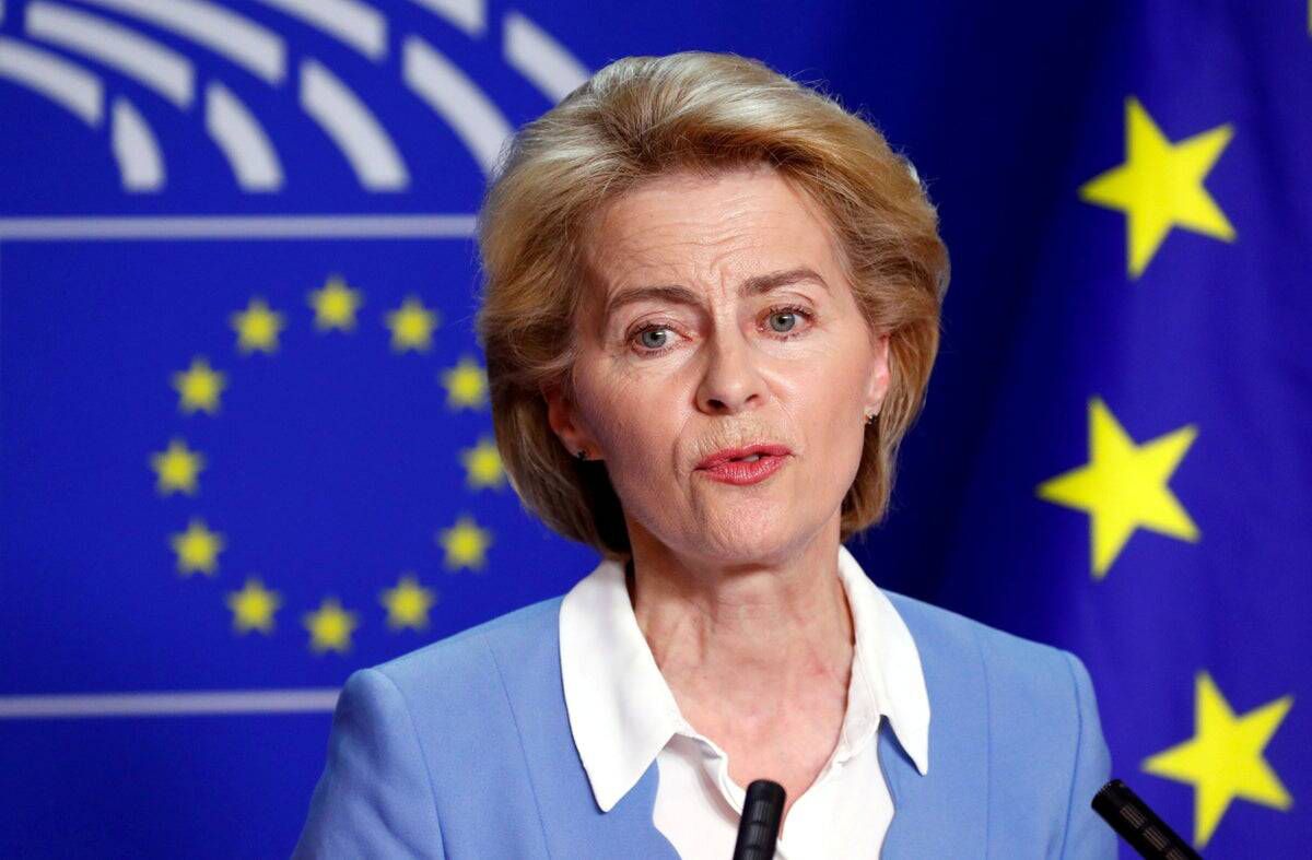 Глава Еврокомиссии: Мы будем помогать народу Украины столько, сколько потребуется.