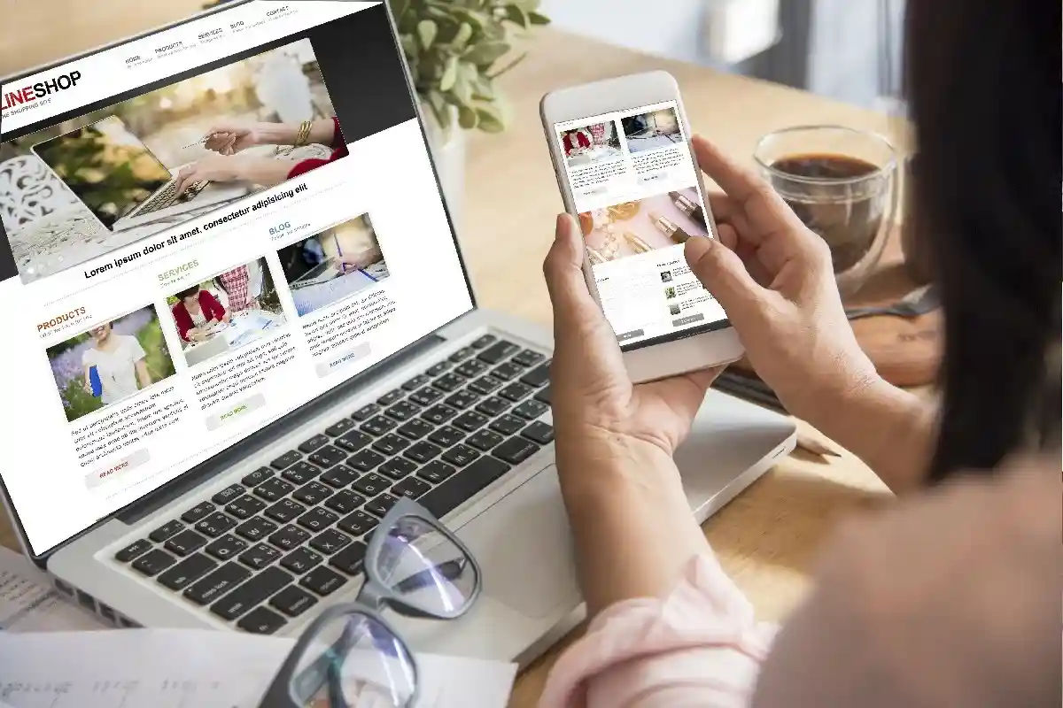 Tot mai mulți moldoveni fac achiziții online: Experții avertizează asupra riscurilor.
