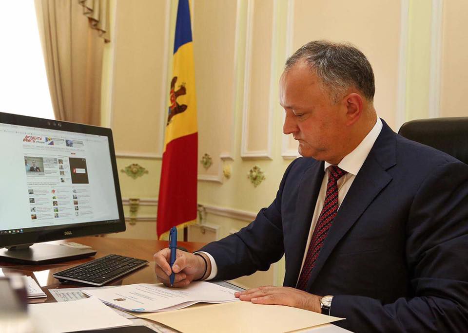 Dodon a semnat decretul de demitere a ministrei sănătății, Ruxanda Glavan și a ministrului Tineretului și Sportului, Victor Zubcu.