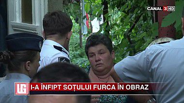 I-a înfipt soțului furca în obraz. Pentru ce a primit această „pedeapsă”. Foto: captură video