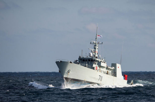 Канада отправляет два военных корабля в Балтийское море.
