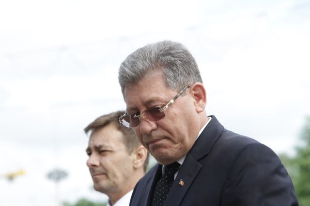 Критика Михая Гимпу не ограничилась реформаторами, она была направлена и против бывшего премьер-министра Влада Филата. Фото: desmond.imageshack.us