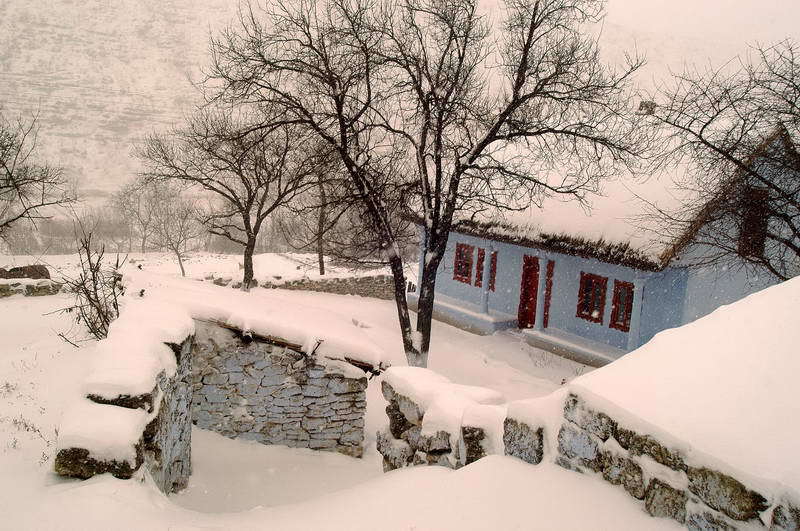 Adevărata iarnă va veni în Moldova începînd cu săptămîna viitoare, cînd se va produce o uşoară scădere a temperaturii.