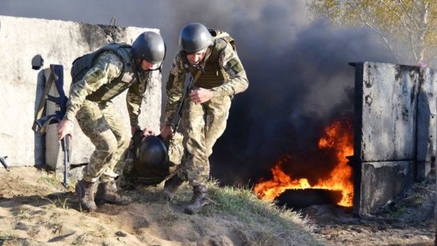 На Луганском направлении противник пошел в наступление.