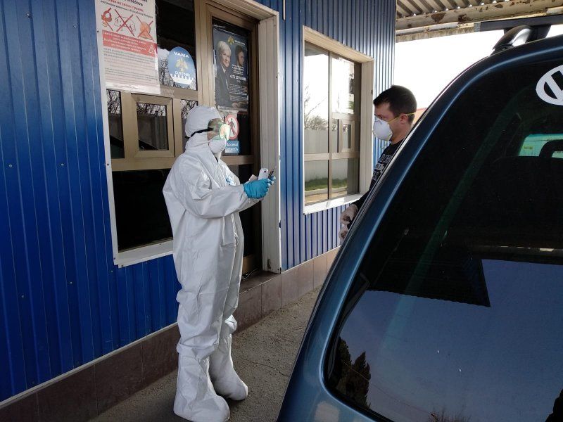  С момента объявления желтого кода COVID-19 госграницу пересекли 500000 человек.