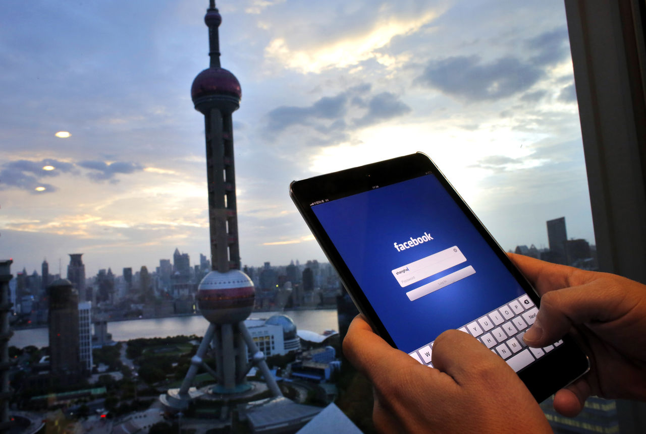 Facebook e blocat în China, iar Google si Amazon sunt acolo prea mici ca sa conteze. 