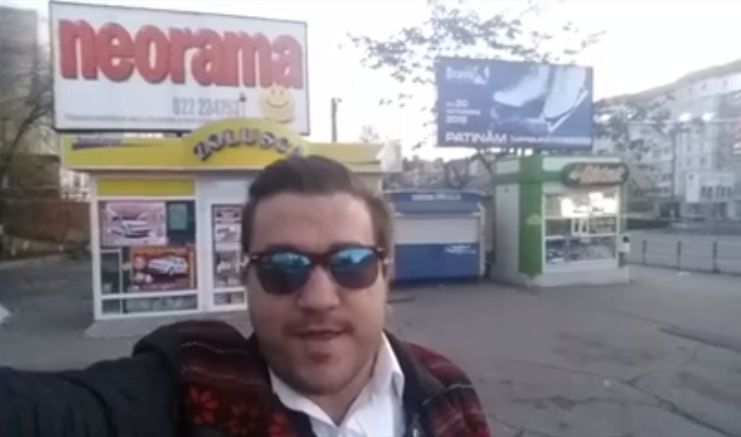 В видео блогер рассказывает своей знакомой о том, как изменился Кишинев за последние годы.