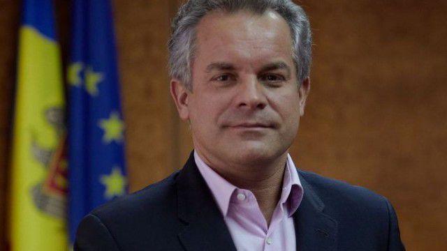 Плахотнюк не имел ни одной государственной должности.