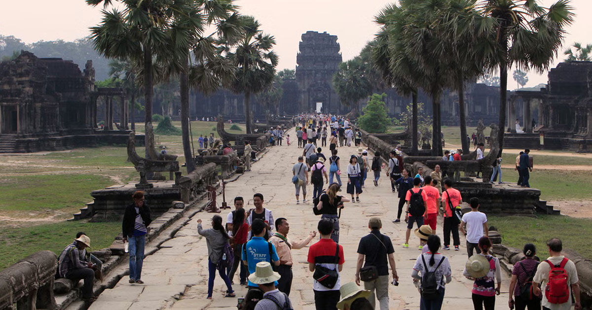 Thailanda a interzis turiștilor să călătorească în Cambodgia.