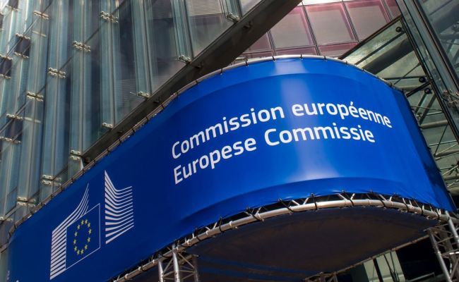 Еврокомиссия хочет привлечь € 200 млрд на поддержку экономики.