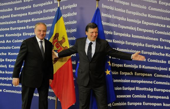 Situaţia din Republica Moldova este una critică, iar dezinteresul şi lipsa de implicare a partenerilor europeni o vor agrava şi mai tare.