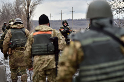 Украинские военные передали представителям самопровозглашенных республик 222 человека вместо запланированных 225.