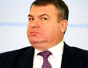 Звезду Героя Сердюков тайно получил 20 марта 2012 года.