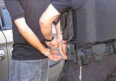 Un recidivist deosebit de periculos, în vârstă de 33 ani, domiciliat în capitală, a fost reţinut la un hotel din sectorul Râşcani.