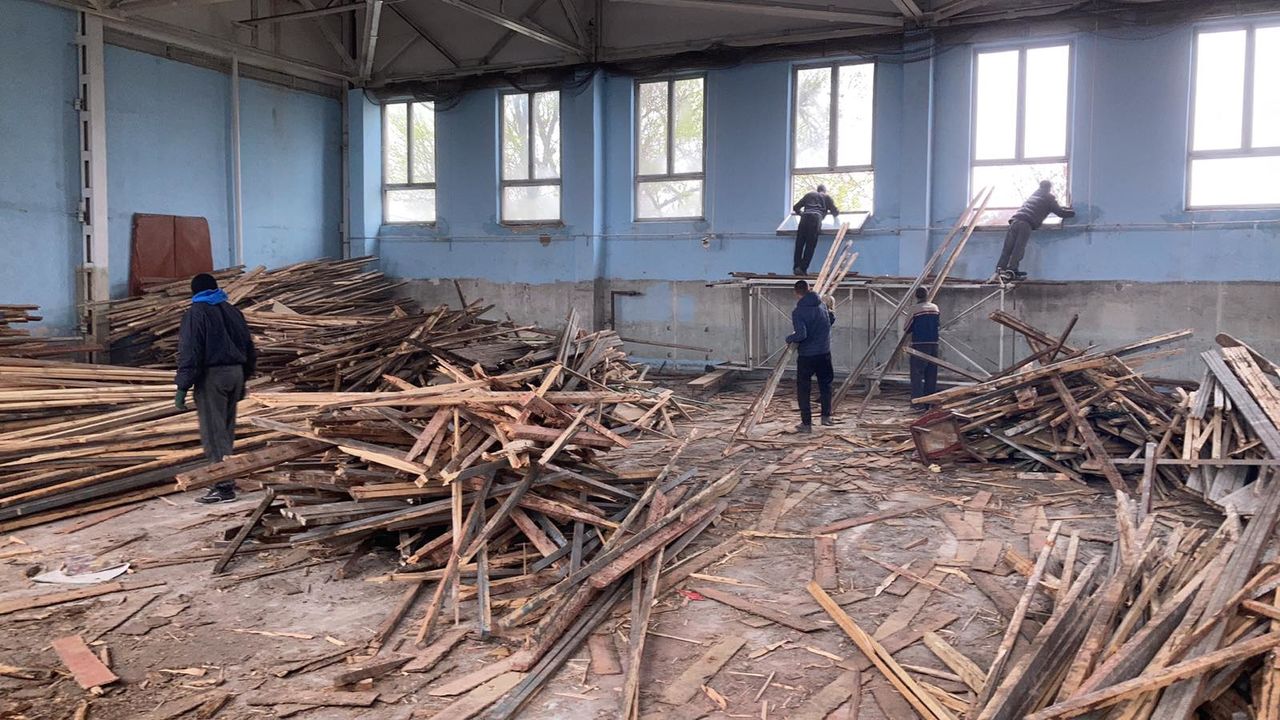 Зал будет оснащен 10 столами японского производства, которые уже везут в Кишинев.