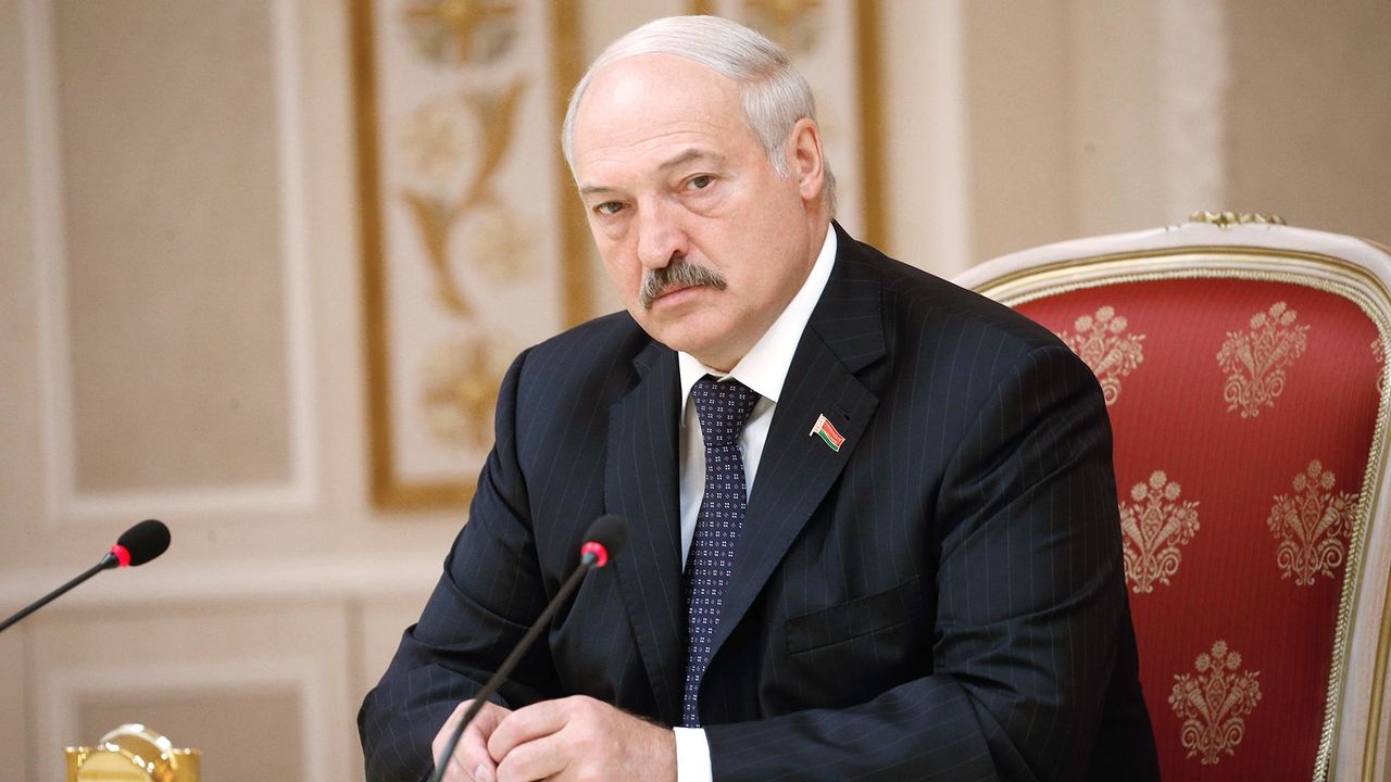 Лукашенко подтвердил, что до президентских выборов сформирует новое правительство.