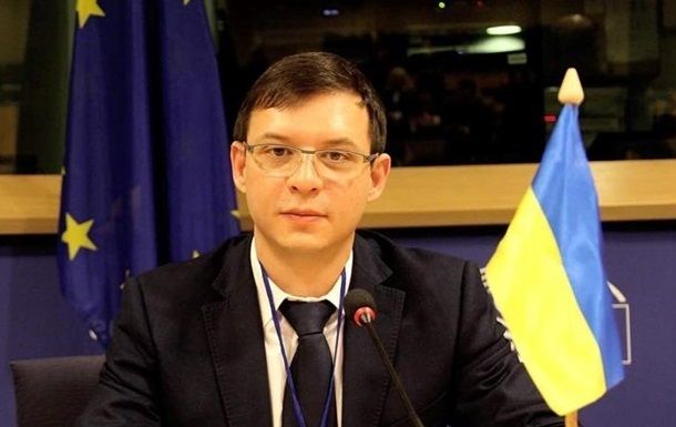 Ранее Мураев заявил, что США и Европейский союз выжимают все ресурсы из Украины.