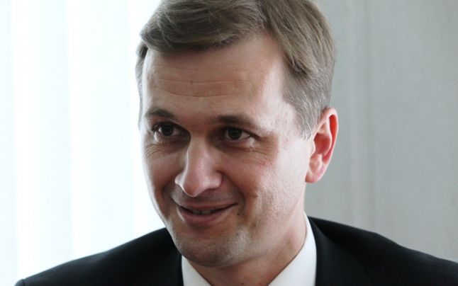 Drăguțanu a declarat că banii din cele trei bănci ar fi fost transferați pe parcursul a un an sau doi. Foto: adevarul.ro