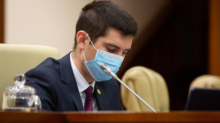 Депутат ПДС Михай Попшой.